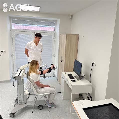 Fázy rehabilitácie po výmene ramena