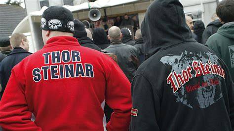 Staré a nové logo Thor Steinar
