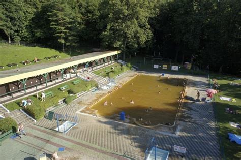 Letecký pohľad na termálne kúpalisko Sliač