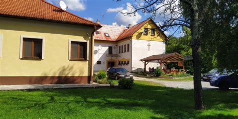 Stredisko pre seniorov Sučany budova