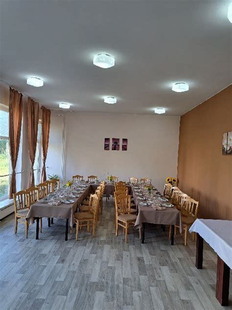 Spoločenská miestnosť a park domova seniorov